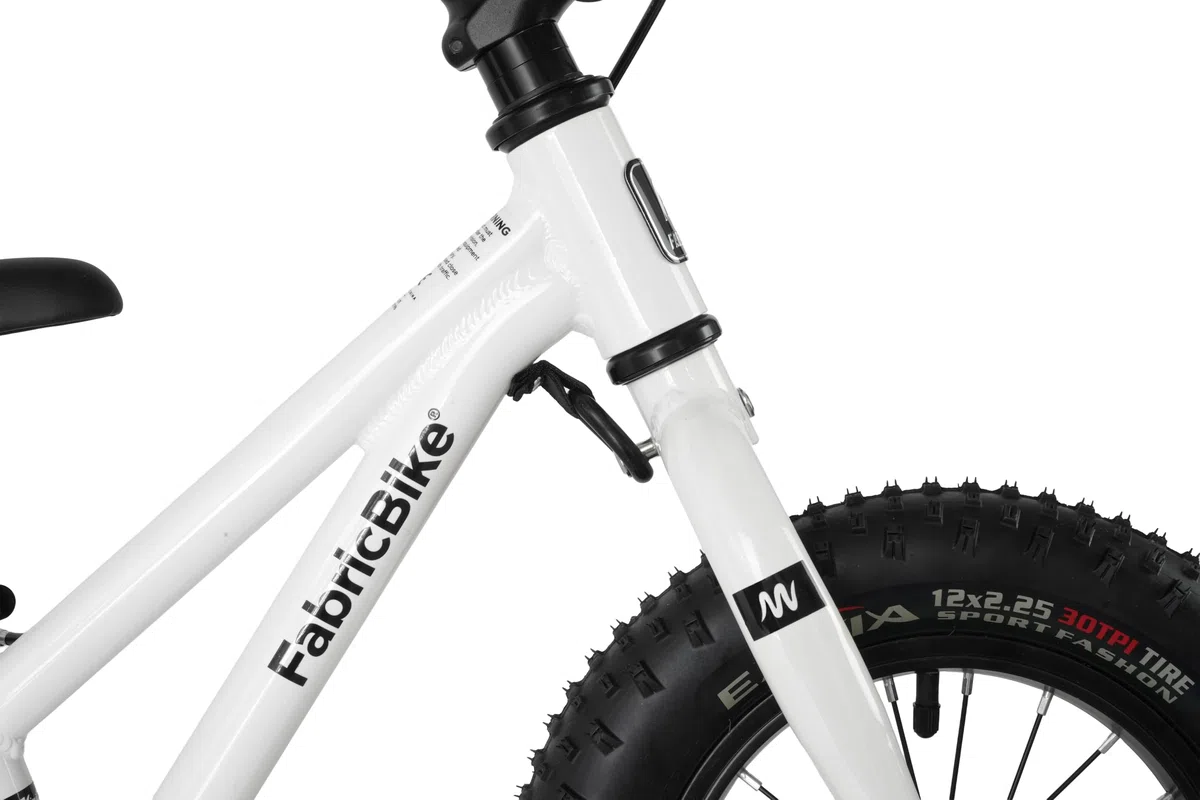FabricBike Mini Light Draisienne Enfant 12 Pouces – Ultra Légère (3,4 kg), Cadre Aluminium 6061, Réglable, 2 Versions (avec ou sans Pneus Crantés), 2–5 Ans