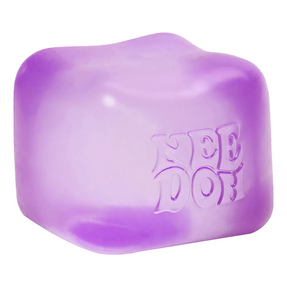 Schylling Needoh Lot de 3 Jouets sensoriels Cube avec Un écrasement Super Solide – revient Toujours à sa Forme carrée – Les Couleurs Peuvent Varier