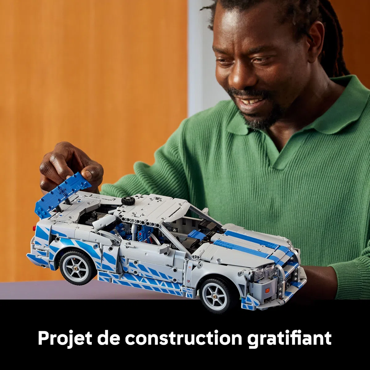 LEGO Technic Voiture Nissan Skyline GT-R (R34) 2 Fast 2 Furious - Maquette de Voiture pour Adulte - Fonction Drift, Direction, Suspension & Moteur 6 Cylindres - Cadeau Collector pour Fans 42210