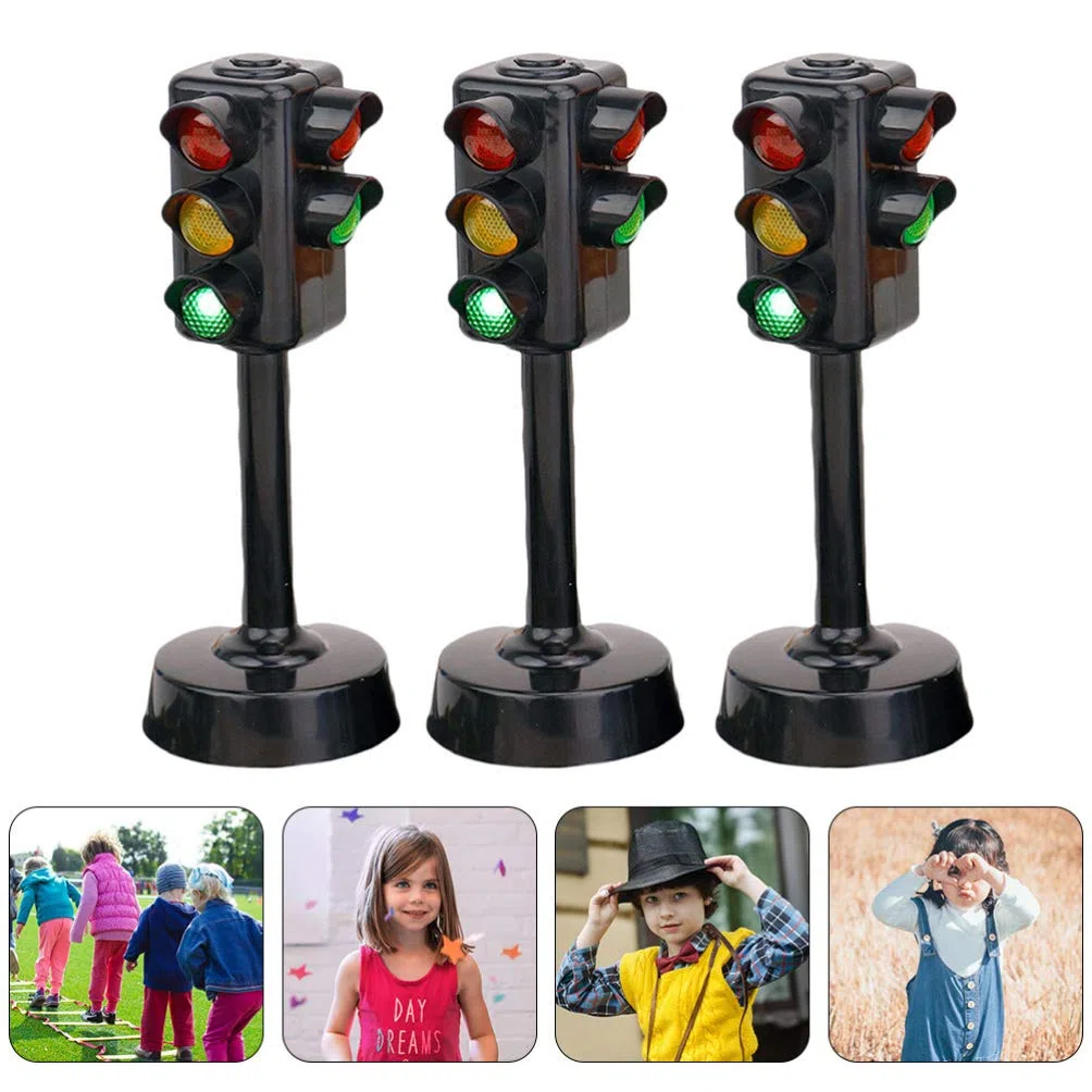 TOYANDONA Lot De 3 Jouets Feux De Signalisation Miniatures pour Enfants Modèles Éducatifs Précoces pour Apprentissage Sécurité Routière Jouets D'Éveil pour Jeux Intérieurs Et Extérieurs